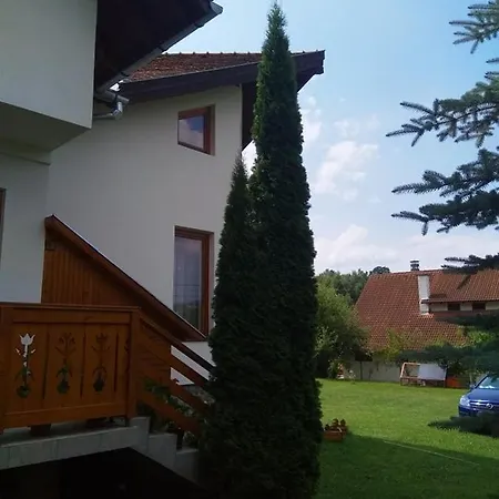 Gasthuis Casa Lacul Mierlei Sovata